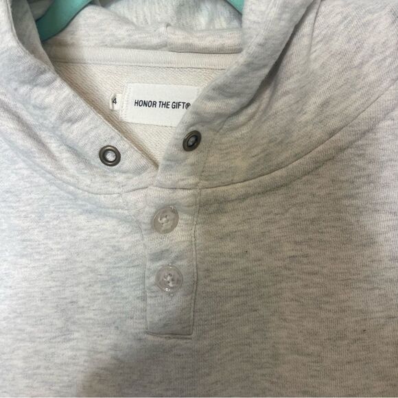 Boys bundle of 2 sweatshirts and one denim - Picture 6 of 10